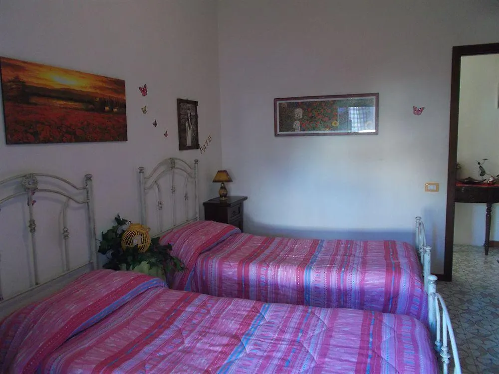 A Casa di Marco Bed and Breakfast Catania 2*,
