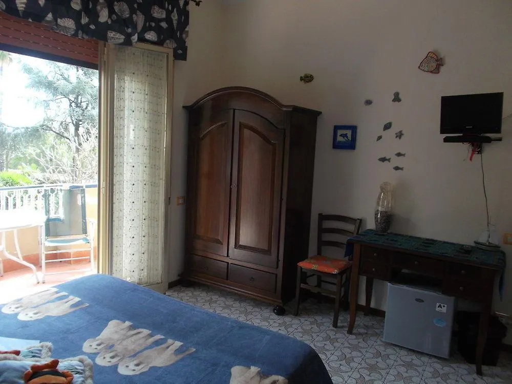 A Casa di Marco Bed and Breakfast Catania 2*,  Italia