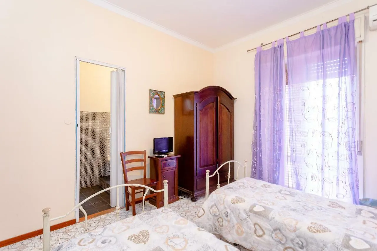 ** Bed & Breakfast A Casa di Marco Bed and Breakfast Catania Italia
